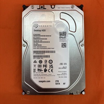 【なんば店】中古  Seagate ST2000DM008（3.5 SATA 2TB） 181098 