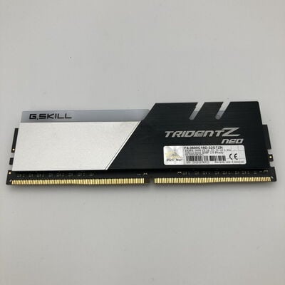 【神戸・三宮店】中古  PC4-28800 16GB デスクトップ用(DDR4-3600) 140734 