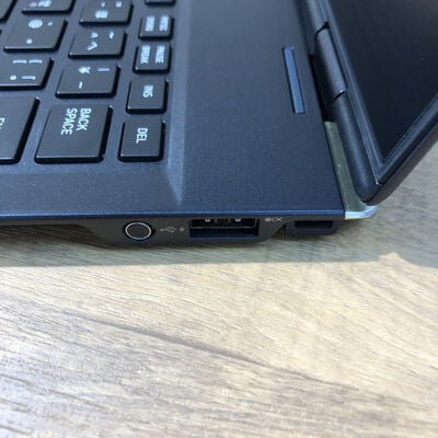 【姫路店】中古  TOSHIBA dynabook VC72/M PV72MTQ44A7QN21 (Intel Core i5 8250U 1.60GHz/8GB/SSD256GB/なし/オンボード/12.5/1920x1080/Wi-Fi/WEBCAM/W11H MAR) 184428 