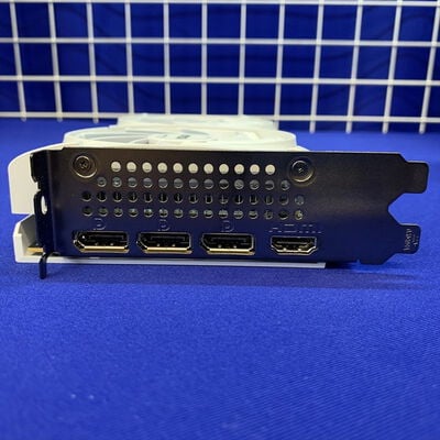 【横浜駅前店】中古  MSI GeForce RTX 5060 8G VENTUS 2X OC WHITE 188977 