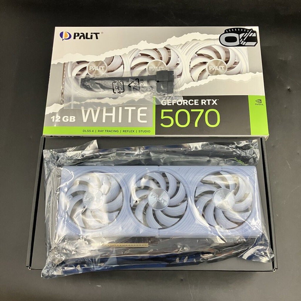 【中古】 金融大再編 中古 Palit NE75070U19K9-GB2050W (RTX5070 12GB WHITE OC) 188946