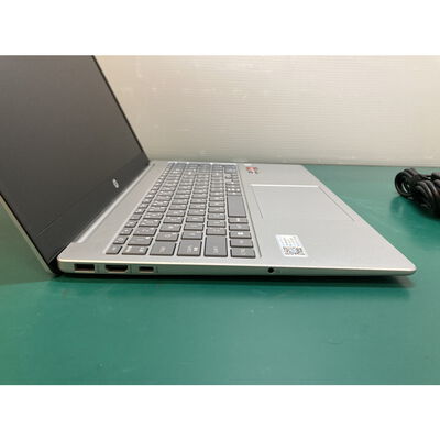 【浦添城間店(沖縄)】中古  HP Laptop 15-fc0003AU (AMD Ryzen5 7530U/16GB/SSD512GB/-/オンボード/15.6/1920x1080/Wi-Fi/WEBCAM/W11H64) 175815 