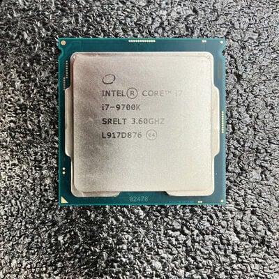 【熊本浜線店】中古  INTEL Core i7 9700K (1151/3.60GHz/12M/C8/T8) 138481 