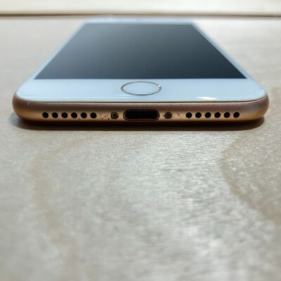 【鹿児島店】中古  【SIMロック解除済み】【au】 iPhone8 64GB (ゴールド)  MQ7A2J/A 155202 