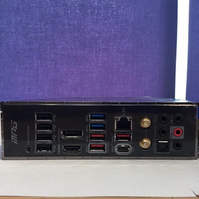 【松山環状枝松店】中古  MSI MPG Z590 GAMING CARBON WIFI (Z590 1200 ATX) 144858 