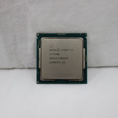 【通販センター】中古  Intel Core i7 9700 (1151/3.00GHz/12M/C8/T8) 140316 