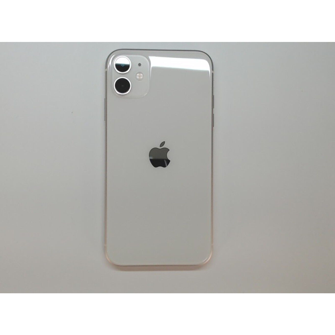 中古 【SIMロック解除済み】【SoftBank】 Apple iPhone11 64GB