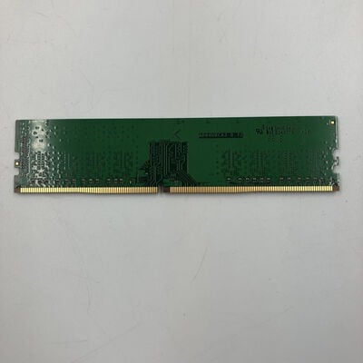 【なんば店】中古  PC4-25600 8GB デスクトップ用(DDR4-3200) 140727 