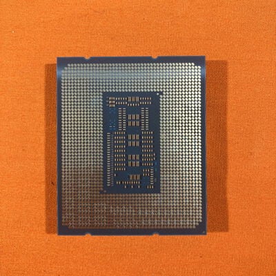 【なんば店】中古  INTEL Core i7 14700KF  (1700/3.4G/33M/C20/T28) 160701 