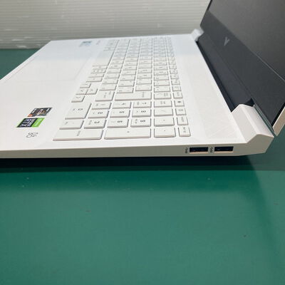 【浦添城間店(沖縄)】中古  HP Victus 16-e1065AX(Ryzen 7 6800H/16GB/SSD512GB/RTX3050Ti/15 4780001674 