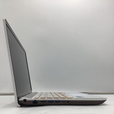【白山FM松任店】中古  富士通　LIFEBOOK AH53/C2 FMVA53C2W 4950002502 