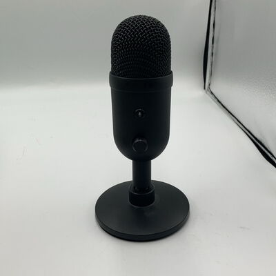 【水戸赤塚店】中古  Razer Seiren V2 X RZ19-04050100-R3M1 4680004082 