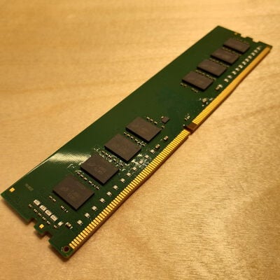 【鹿児島店】中古  PC4-25600 16GB デスクトップ用 140728 