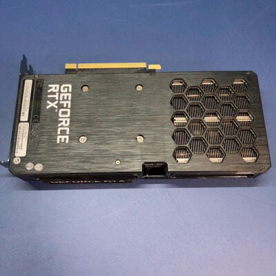 【前橋ｲﾝﾀｰｱｶﾏﾙ店】中古  Palit NE63060T19K9-190AD (RTX3060 12GB) 144782 