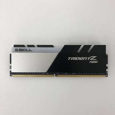 【長野稲里店】中古  PC4-25600 16GB デスクトップ用(DDR4-3200) 140728 