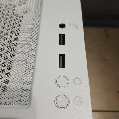 【鹿児島店】中古  FRONTIER ゲーミングPC(i7 13700F/32GB/SSD1TB/RTX4070/W11H) 4700001073 