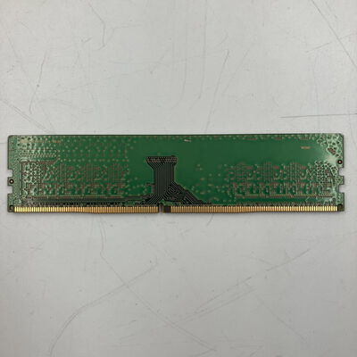 【なんば店】中古  PC4-25600 8GB デスクトップ用(DDR4-3200) 140727 