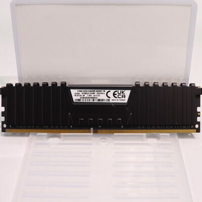 【札幌店】中古  PC4-25600 16GB デスクトップ用(DDR4-3200) 140728 