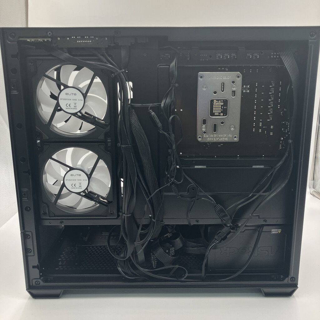中古 自作パソコン(Ryzen 7 9800X3D/32GB/SSD1TB/RTX5070) 3280023913
