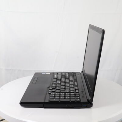 【通販センター】中古  Fujitsu LIFEBOOK A579/BW FMVA6400XD(Intel Core i5 8265U/8GB/HDD500GB/DVD Reader/オンボード/15.6/1366x768/Wi-Fi/W11H64 MAR) 185454 