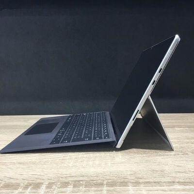 【松山環状枝松店】中古  MicrosoftSurface Pro8(Corei7 1185G7/16GB/SSD510GB/無し/無し/13/2880&times;1920/W11P) 4560001675 