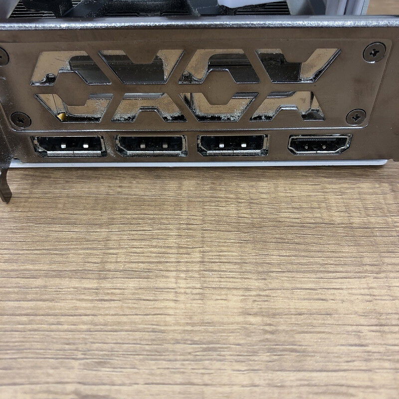 専用　　とく様　　専用 UDトラックス クオン CD/CG/CW/GK用 コンプレッサー 代表純正