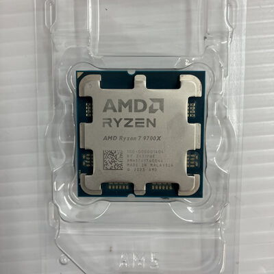 【秋葉原本店】中古  AMD Ryzen 7 9700X (AM5/3.8GHz/40M/C8/T16/65W) 169022 