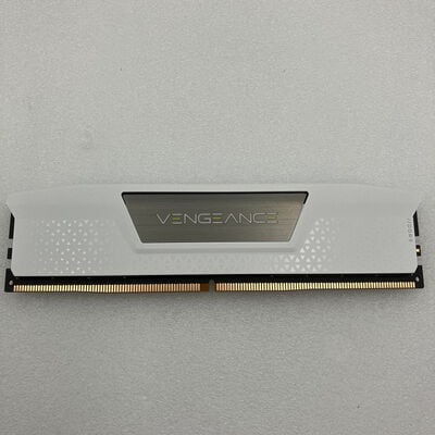 【新潟店】中古  PC5-44800 16GB デスクトップ用 149153 