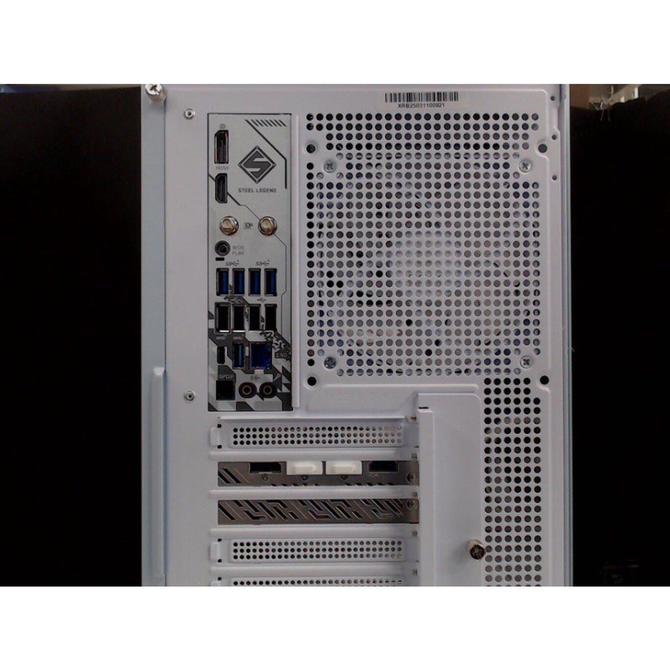 中古 自作パソコン(Ryzen 7 9700X/32GB/SSD1TB/RX7800XT/OS無し