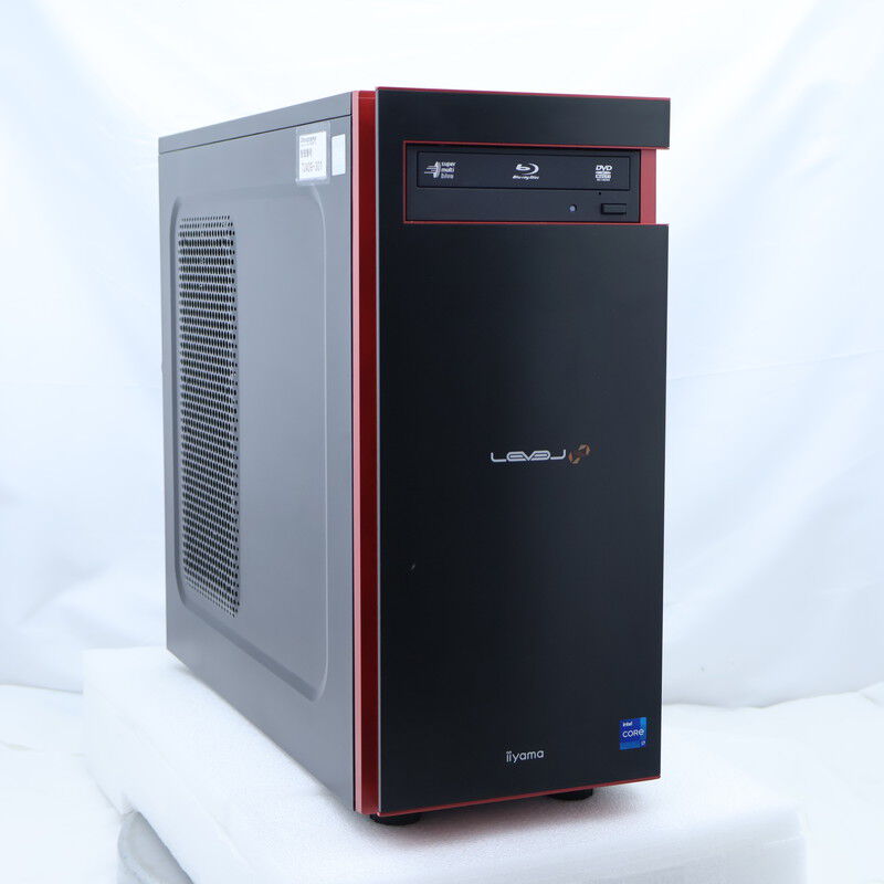 中古 iiyama LEVEL∞(Intel Core i7 11700/32GB DDR4 (PC4)/SSD500GB
