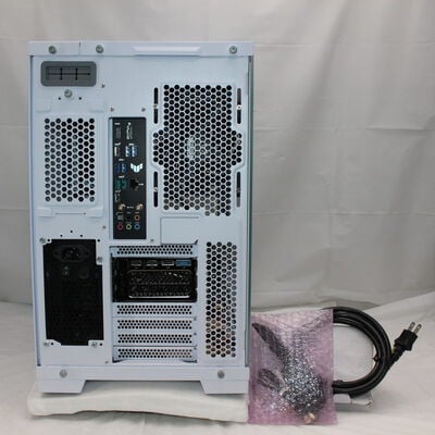 【通販センター】中古  Original PC(Intel Core i7 14700K/64GB DDR4 (PC4)/SSD500GB/なし/AMD Radeon RX 9070 XT 16GB/W11H64 MAR) 194797 