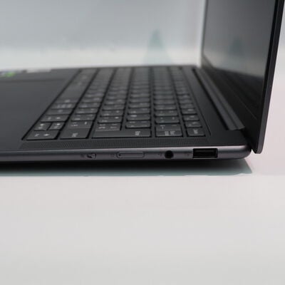 【札幌店】中古  Lenovo Yoga Pro 7 14IRH8 (Core i7-13700H/16GB/SSD1TB/-/-/WLAN/13.3QHD+/W11H/-) 3240010259 