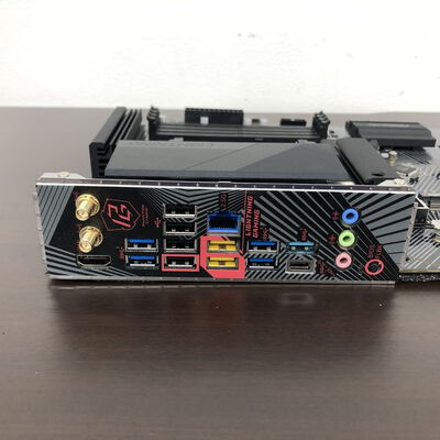 【長野稲里店】中古  ASRock B650 PG Lightning WiFi (B650 AM5 ATX DDR5) 5110000543 