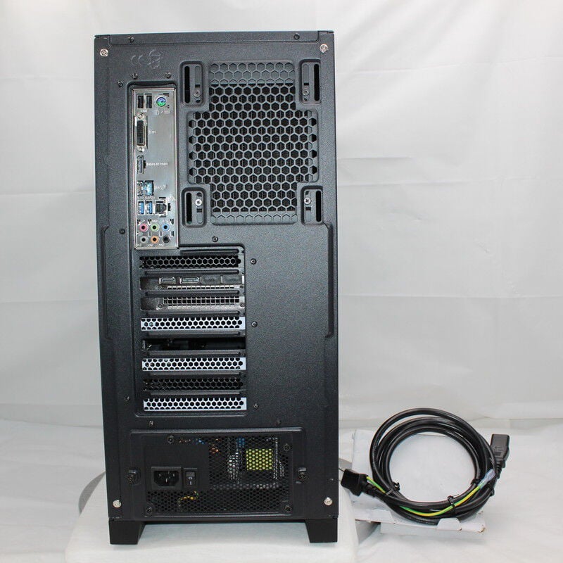 中古 Original PC(Intel Core i7 9700K/16GB DDR4 (PC4)/SSD1TB/なし
