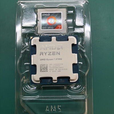 【津ラッツ店】中古  AMD Ryzen 7 8700G (AM5/4.2GHz/24M/C8/T16/65W) 166430 