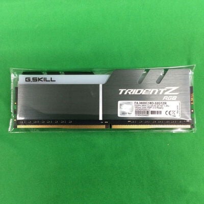 【川崎店】中古  PC4-28800 16GB デスクトップ用(DDR4-3600) 140734 