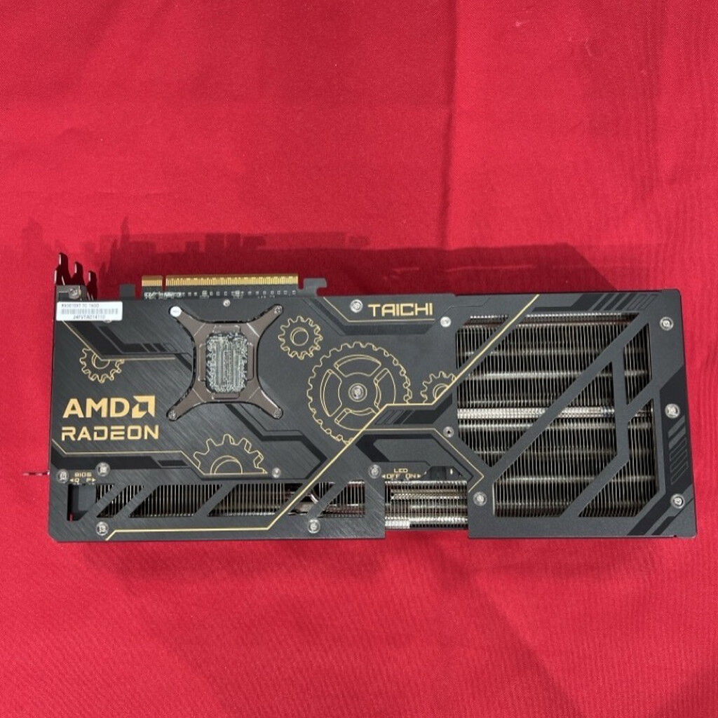 中古 ASRock RX9070XT TC 16GO Taichi 16GB OC (RX9070XT 16G) 176935