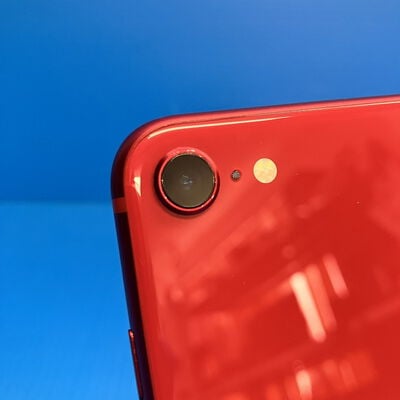 【大須店】中古  【SoftBank】Apple iPhoneSE 4.7インチ (第2世代/2020) 64GB (PRODUCT)RED MHGR3J/A 新パッケージ版 146183 