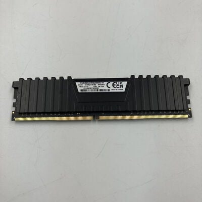 【なんば店】中古  PC4-28800 16GB デスクトップ用(DDR4-3600) 140734 