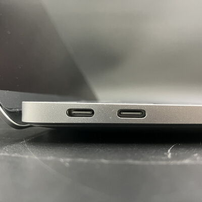 【大須店】中古  Apple MacBook Air 13インチ 2020 (M1 8CPU 8GPU/8GB/512GB) シルバー MGNA3J/A 144577 
