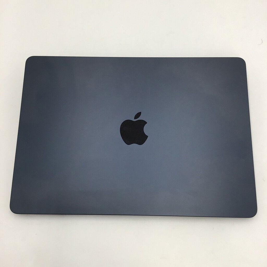 中古 Apple MacBook Air 13インチ M2(CPU:8C/GPU:8C) 16GB/256GB
