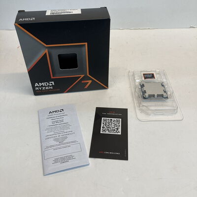 【京都店】中古  AMD Ryzen 7 9700X (AM5/3.8/40M/C8/T16/65W) 3180006414 