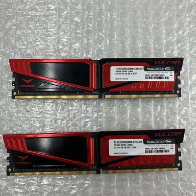 【秋葉原本店】中古  PC4-24000 32GB デスクトップ用(DDR4-3000) 143225 