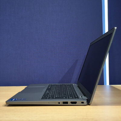 【松山環状枝松店】中古  DELL Latitude 5320 (Intel Core i7 1185G7 3.0GHz/16GB/SSD256GB/-/-/13.3/1920x1080/Wi-Fi/WEBCAM/W11H64) 180537 