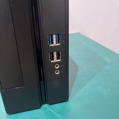 【浦添城間店(沖縄)】中古  THIRDWAVE Slim Knight (Intel Celeron G5905 3.50GHz/8GB/SSD128GB/なし/オンボード/W11H64 MAR) 1000804249 185104 