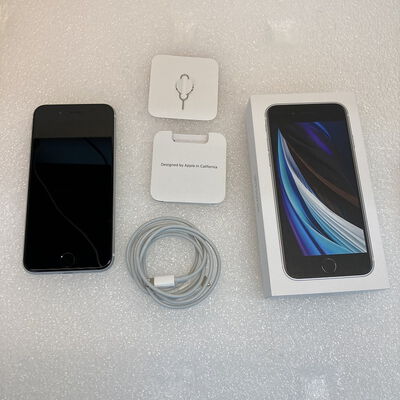 【京都店】中古  【au】Apple iPhoneSE 4.7インチ (第2世代/2020) 64GB (ホワイト) MHGQ3J/A 新パッケージ版 146172 