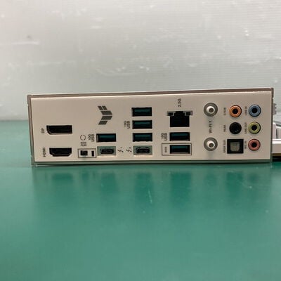 【浦添城間店(沖縄)】中古  ASUS TUF GAMING Z890-PRO WIFI (Z890 1851 ATX DDR5) 172179 