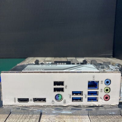 【広島店】中古  ASRock B550M Pro RS (B550 AM4 mATX DDR4) 3320004979 