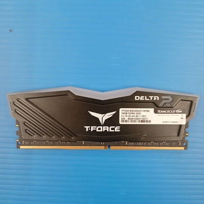 【大須店】中古  PC4-25600 16GB デスクトップ用(DDR4-3200) 140728 