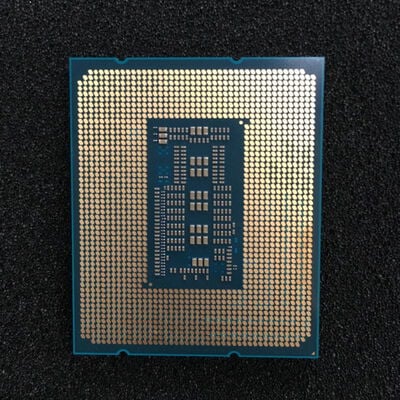 【博多店】中古  INTEL Core i7 13700F (1700/2.1G/30M/C16/T24) 154211 